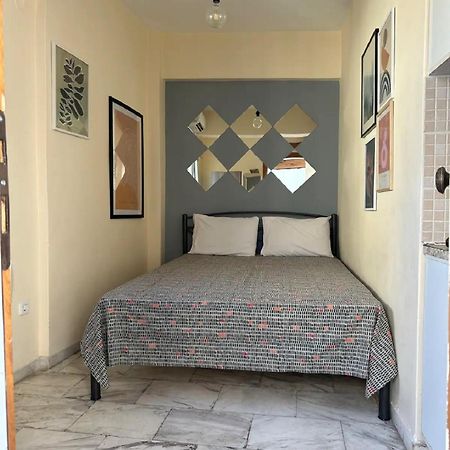 Tiny Loft Studio In The Heart Of Thessaloniki,17 Square Meters,On The Terrace Of The Building Exterior foto