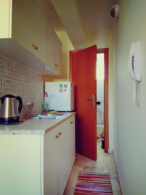 Tiny Loft Studio In The Heart Of Thessaloniki,17 Square Meters,On The Terrace Of The Building Exterior foto